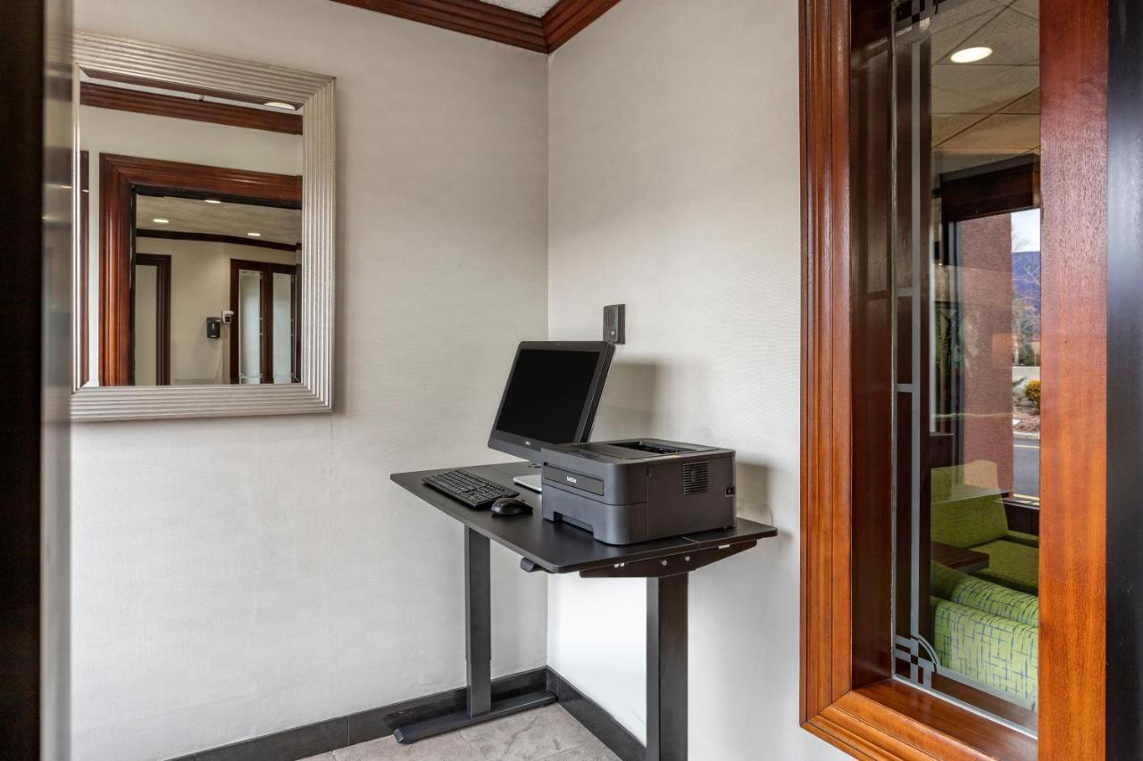 Comfort Inn Paramus - Hackensack Zewnętrze zdjęcie